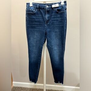 Flying Monkey by Buckle Ultra High Rise Ankle Skinny Jeans With Raw Hem Size 30